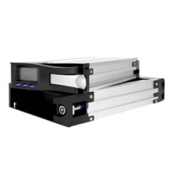 Icydock MB122AKGF LCD IDE